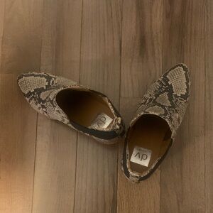 DV by Dolce Vita Women's Textured Ankle Booties